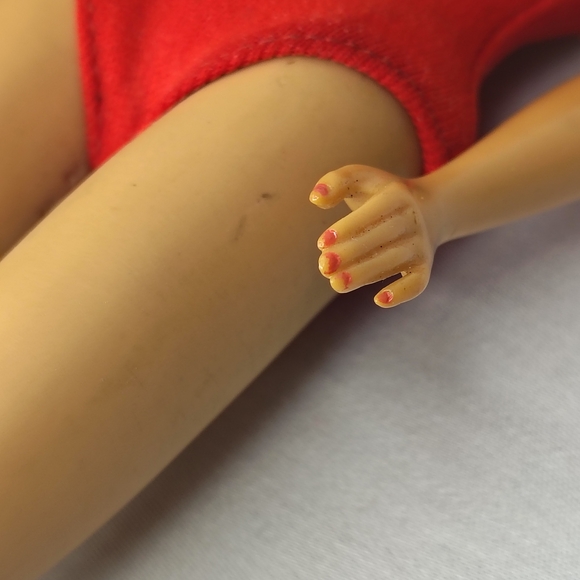 Vintage Barbie 1962 Bubble Cut in Red Swimsuit - Picture 9 of 11